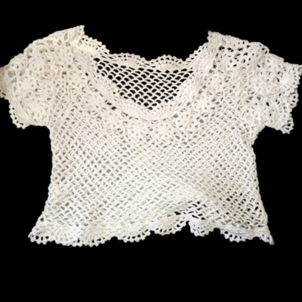 ---  Creme White Crochet Crop Top Fits XS